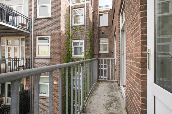 Medium property photo - Tolstraat 123-3, 1074 VJ Amsterdam